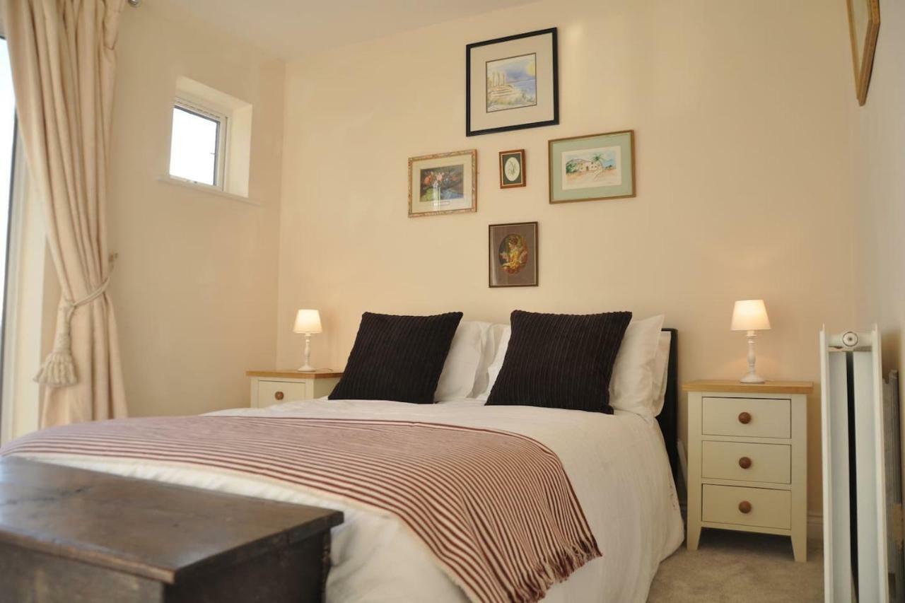 47 Wetherby Way, 3 Bedrooms, Sleeps 6, Easy Walk To Town, Parking, Self Catering, Great View Стратфорд-апон-Эйвон Экстерьер фото